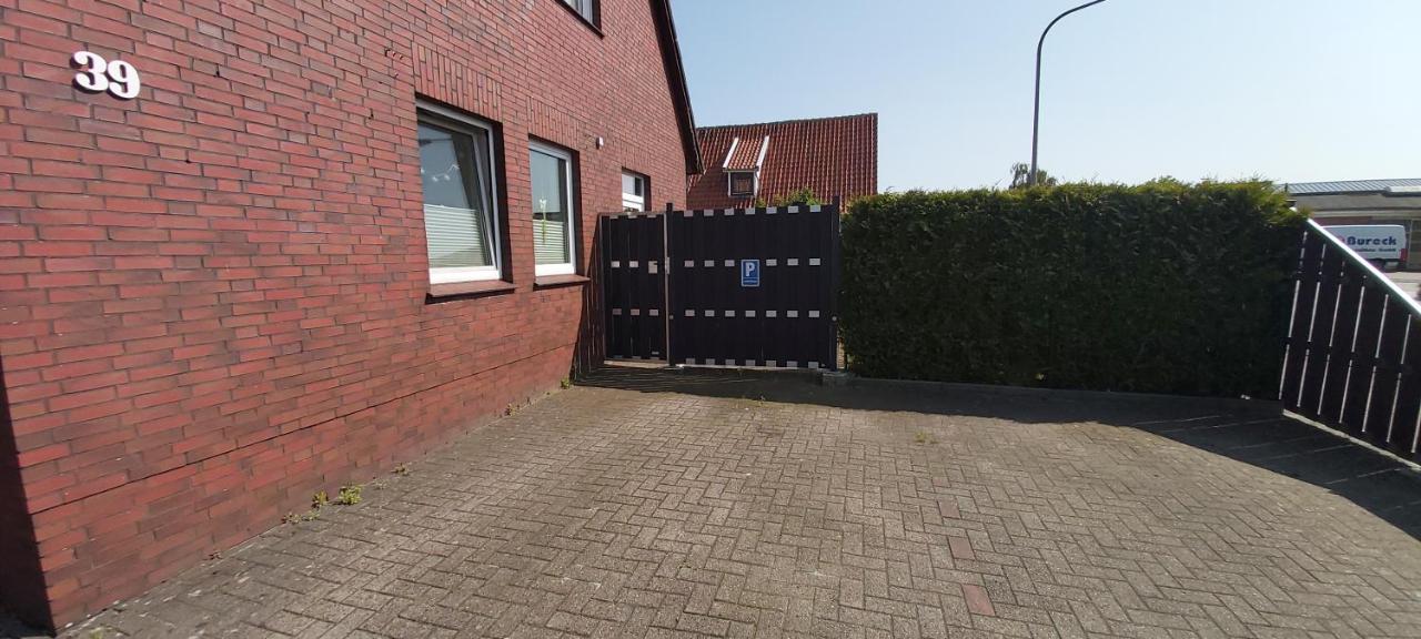 Ferienwohnung Stolz Varel Bagian luar foto